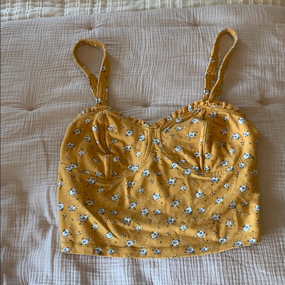 Yellow floral Abercrombie cropped tank top
